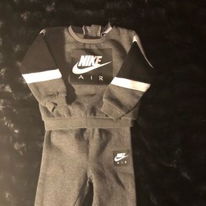 Nike 2 piece sweatsuit